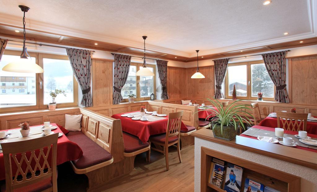 Fruehstueckspension Samerhof Westendorf Kültér fotó